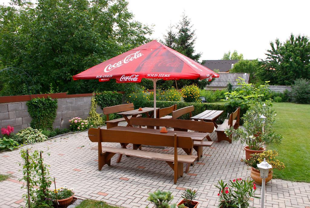 Castrum Vendeghaz Szigetszentmárton Exterior foto